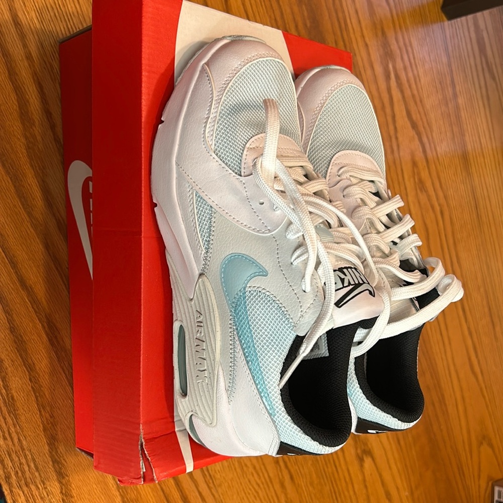 Nike Air Max Excee Power Up GS glacier blue and white. Size 6Y fits 8.5 women’s